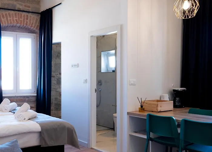 Appartement Emarkoni *