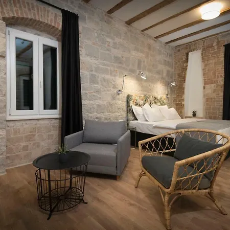 Emarkoni Apartment