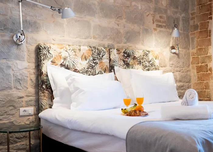 Emarkoni Apartment *