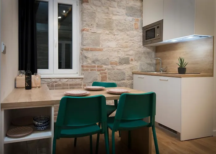 Апартаменты Emarkoni Сплит